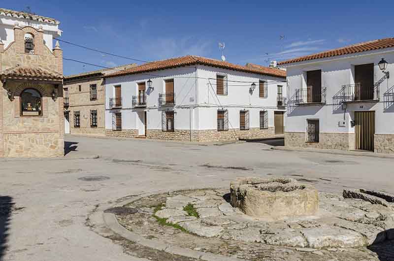 Toledo - El Toboso 14 - pozo.jpg